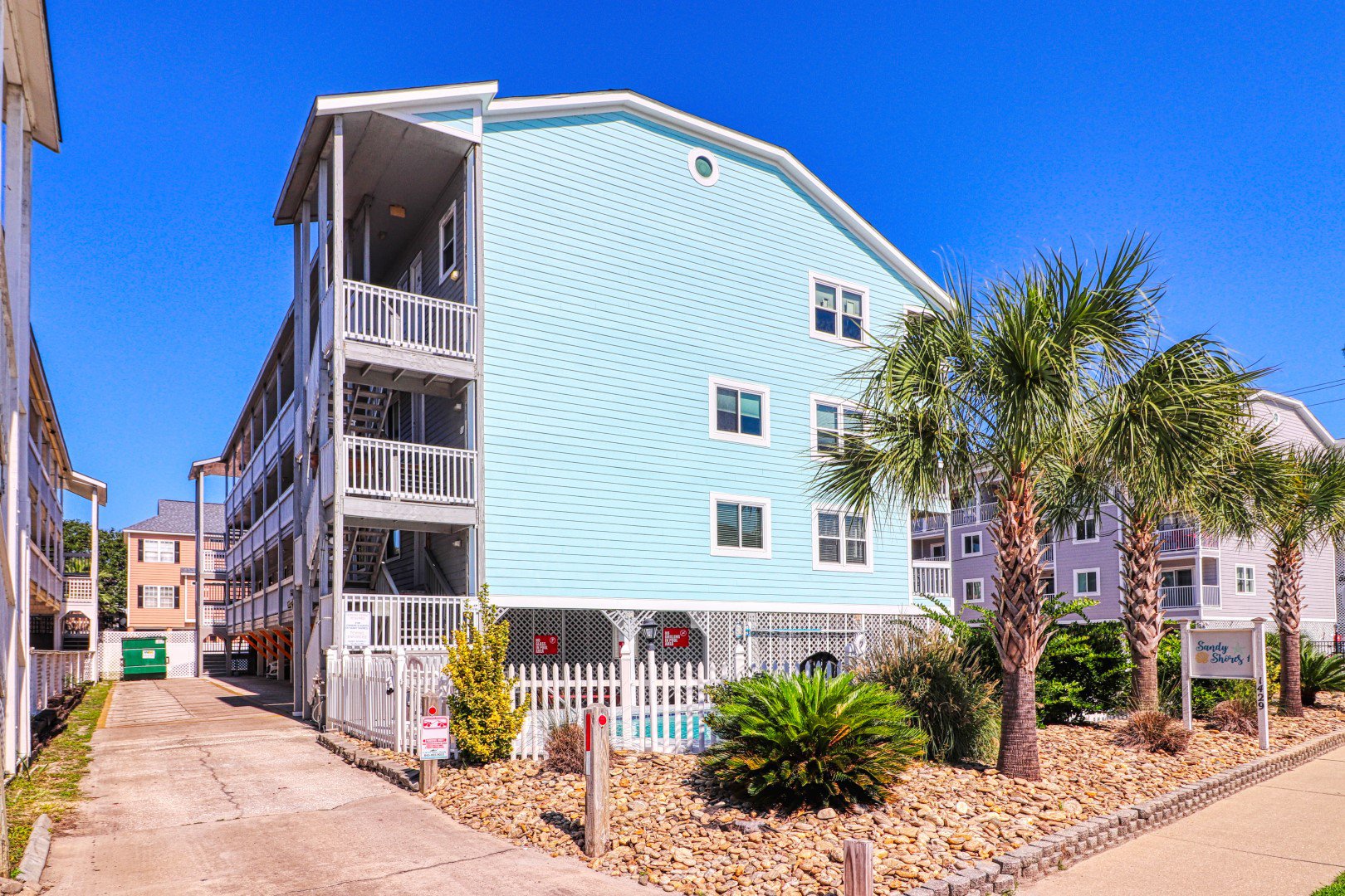 Resorts https://gardencityrealty.icnd-cdn.com/images/resorts/Sandy_Shores_I__9_15_22____5___Large_.jpg