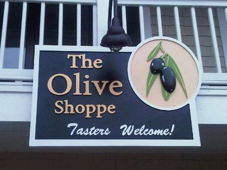 Things To Do https://gardencityrealty.icnd-cdn.com/images/thingstodo/51E75EE3-C95F-627D-C818A1396CC1FC72OliveShop.jpg