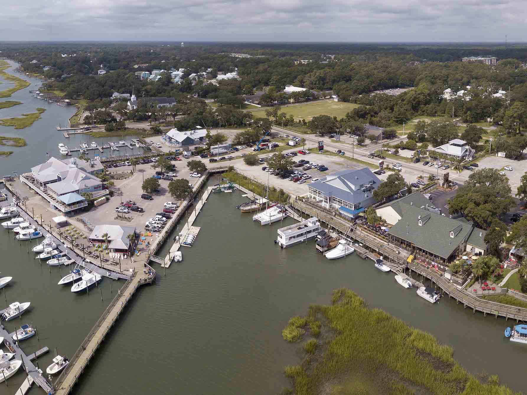 Things To Do https://gardencityrealty.icnd-cdn.com/images/thingstodo/MarshWalk.jpg