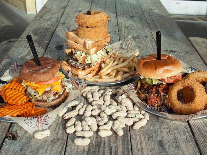 Things To Do https://gardencityrealty.icnd-cdn.com/images/thingstodo/RiverCityCafe.jpg