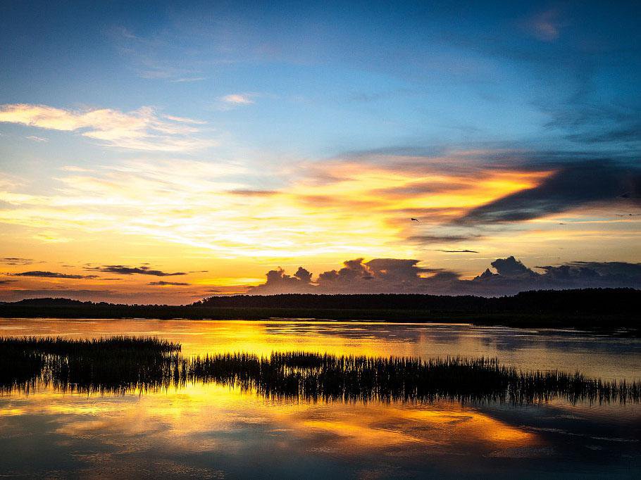 Things To Do https://gardencityrealty.icnd-cdn.com/images/thingstodo/huntingtonbeachsc.jpg